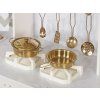 Dětská dřevěná elektrická kuchyňka se zvuky a vodou - krémová s okýnkem